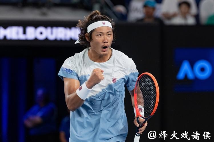 澳网：热情观众帮了“倒忙” 张之臻无奈首轮出局